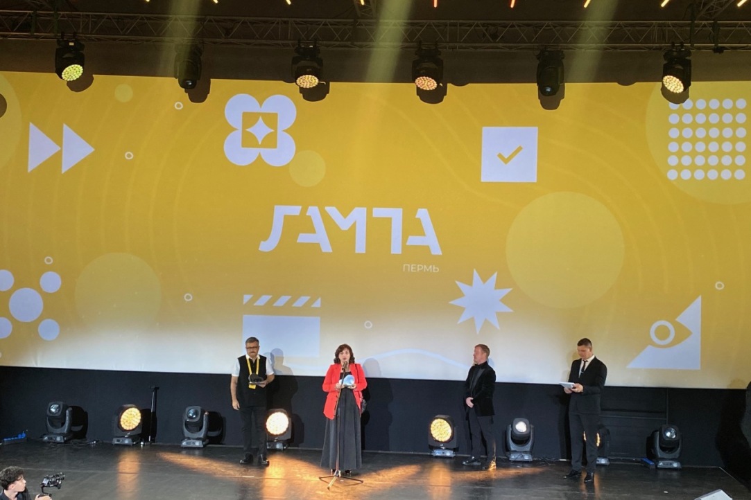 Кинофестиваль «ЛАМПА»: ролики социального проекта ФКИ ВШЭ получили награды Иллюстрация к новости: Кинофестиваль «ЛАМПА»: ролики социального проекта ФКИ ВШЭ получили награды