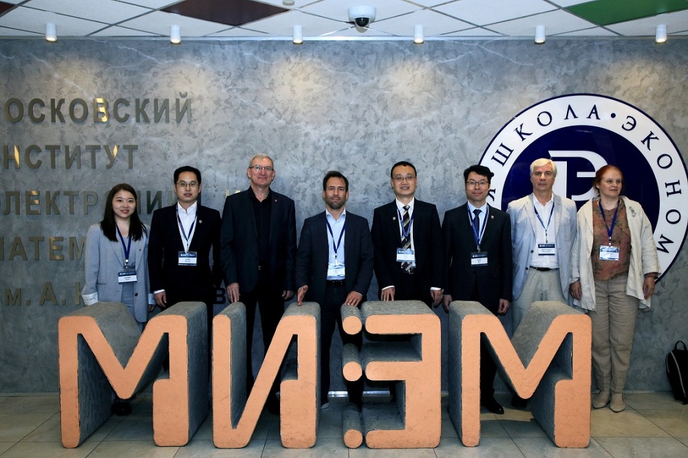HSE MIEM and Nanjing University Discuss Joint Projects in Engineering Sciences Illustration for news: HSE MIEM and Nanjing University Discuss Joint Projects in Engineering Sciences